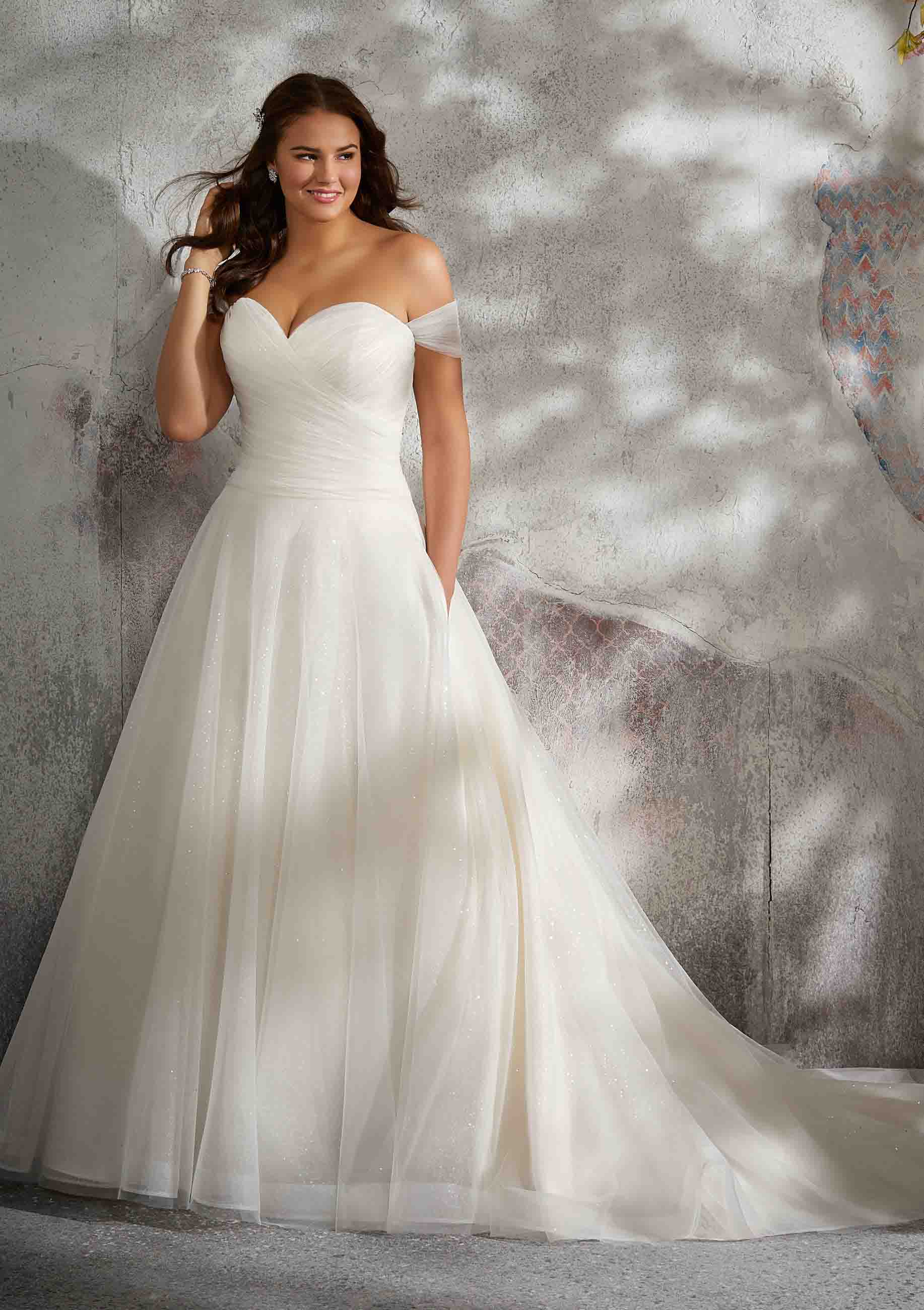 Vestiti Da Sposa Oversize Atelier Sposa Curvy ISABEL SPOSA CURVY