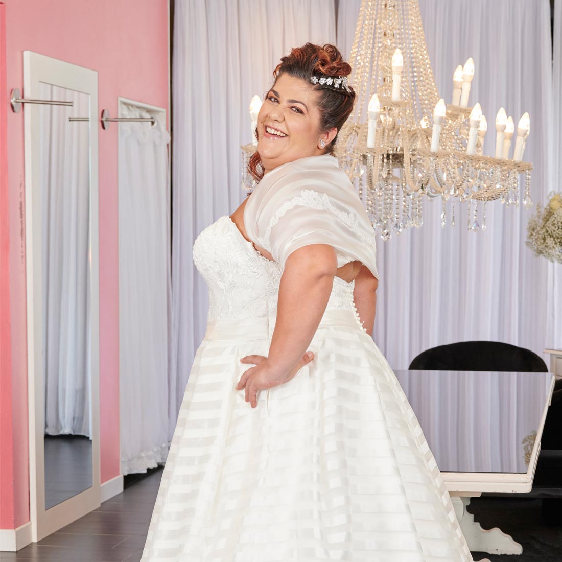 Abiti Da Sposa Per Spose Taglie Forti Consigli E Segreti Per Le Spose Curvy Sei Una Donna Curvy E Stai Sognando Il Tuo Abito Da Sposa Con Uno Stile Ben Preciso O